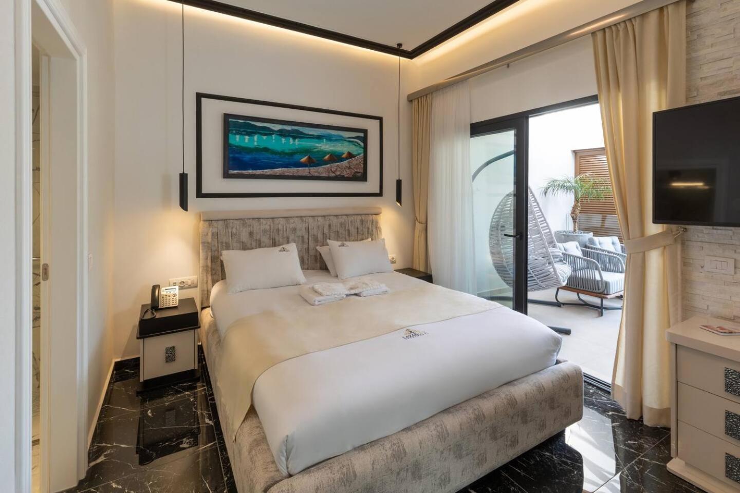 Lazar Lux Suites - Ammoudara Amoudara  Room photo