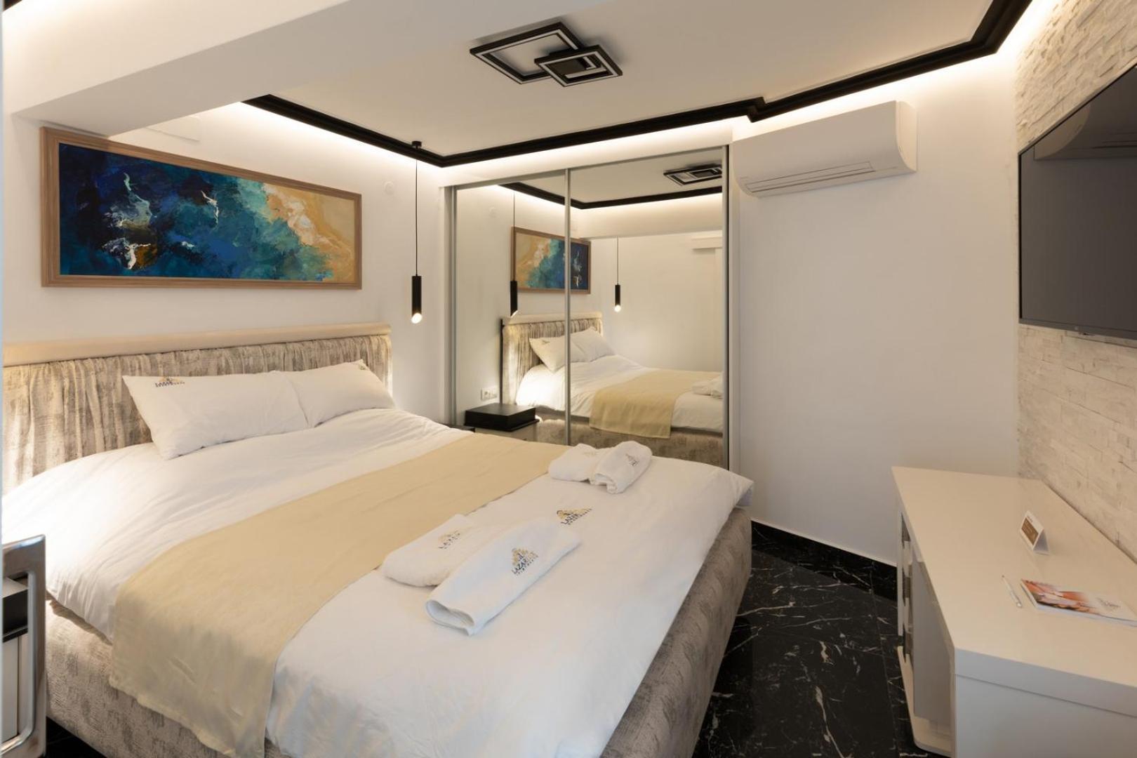 Lazar Lux Suites - Ammoudara Amoudara  Room photo